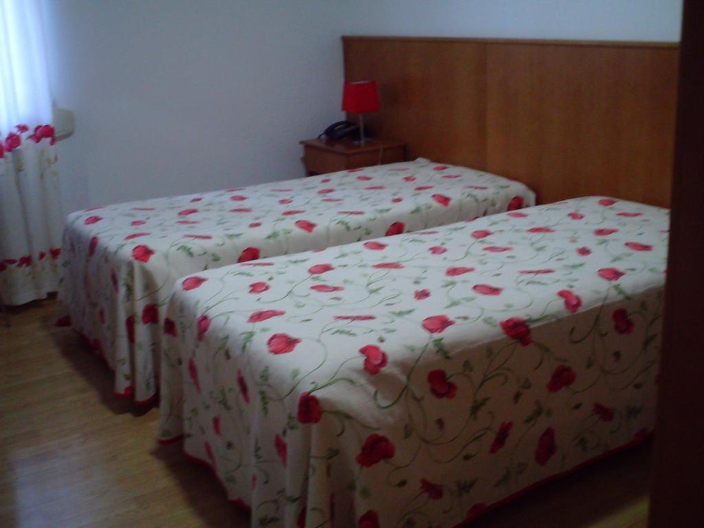 Hotel Serafim Almodôvar Quarto foto